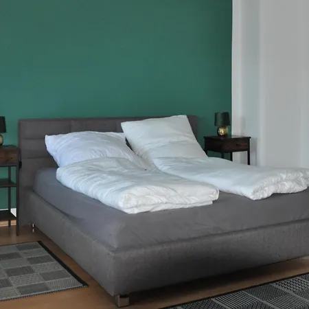 Belino Quarto em Acomodações Particulares *